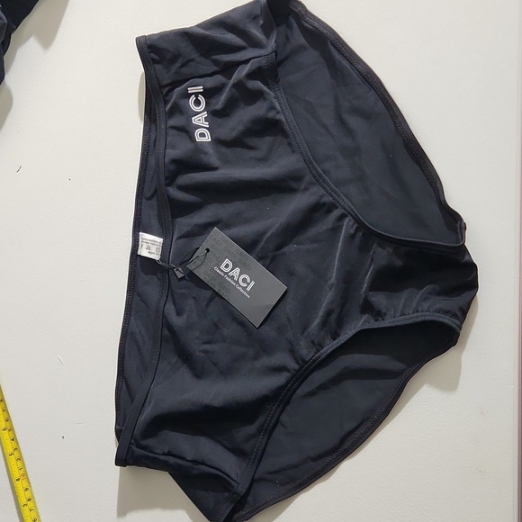 Daci bikini Womens black bottoms size XXL runs smaller see meaurments - Picture 1 of 6